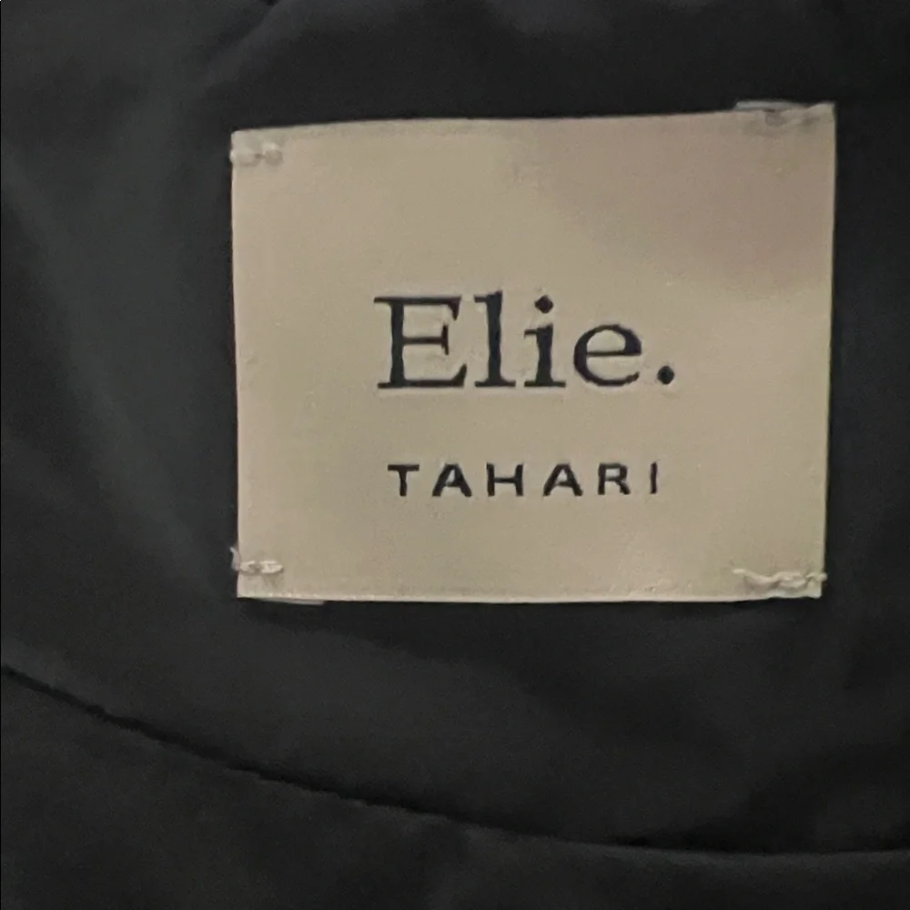 Elie Tahari Black Quilted Vest with Faux Fur Trim - Picture 7 of 7